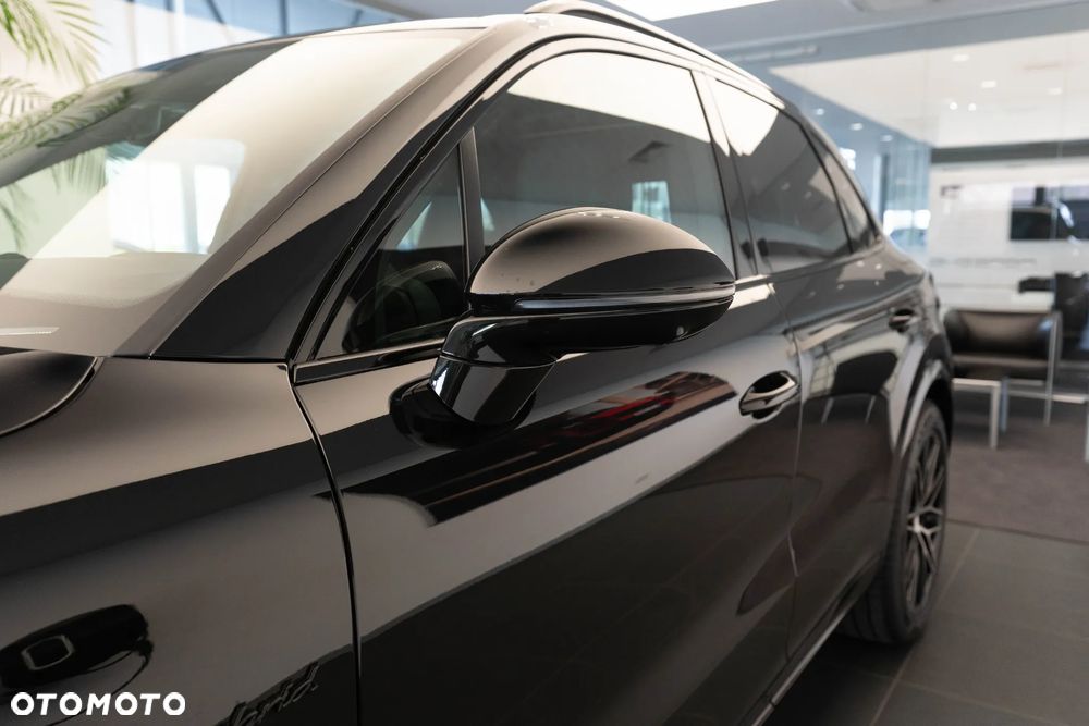 Porsche Cayenne E-Hybrid PHEV Black Edition - 28