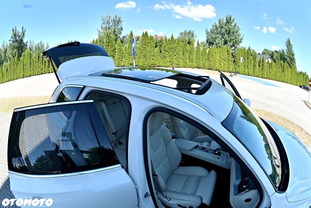 Volvo XC 60 T6 AWD Recharge Geartronic Inscription - 3