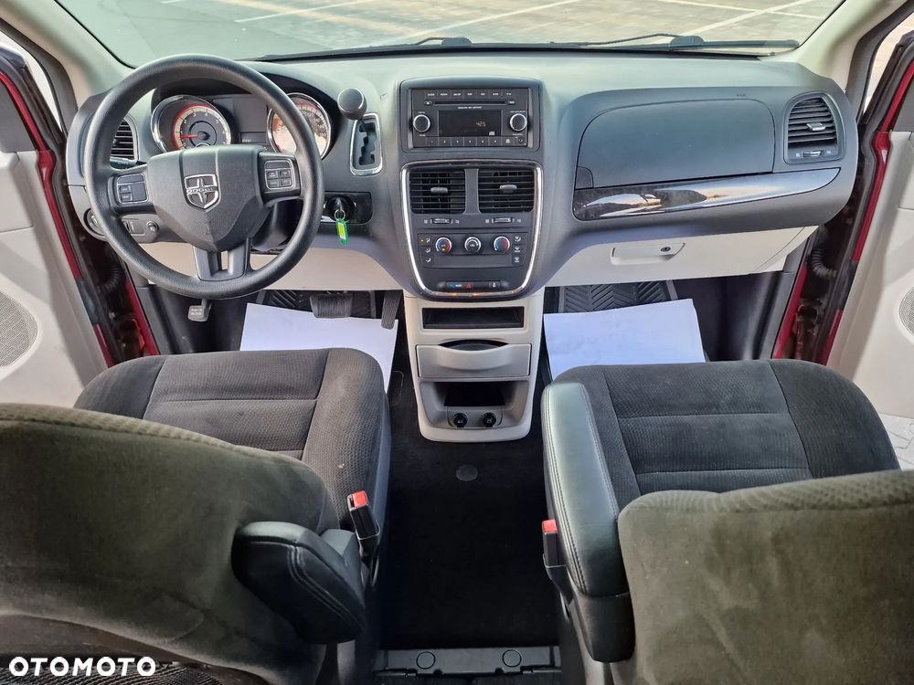 Dodge Grand Caravan 3.6 Express - 25