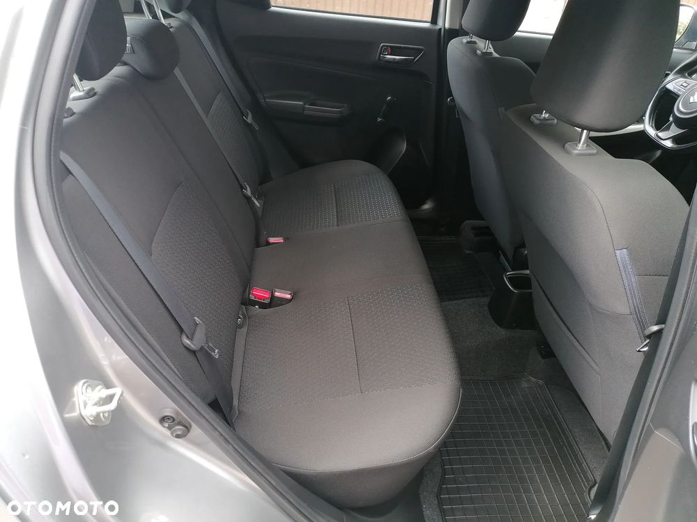 Suzuki Swift - 17