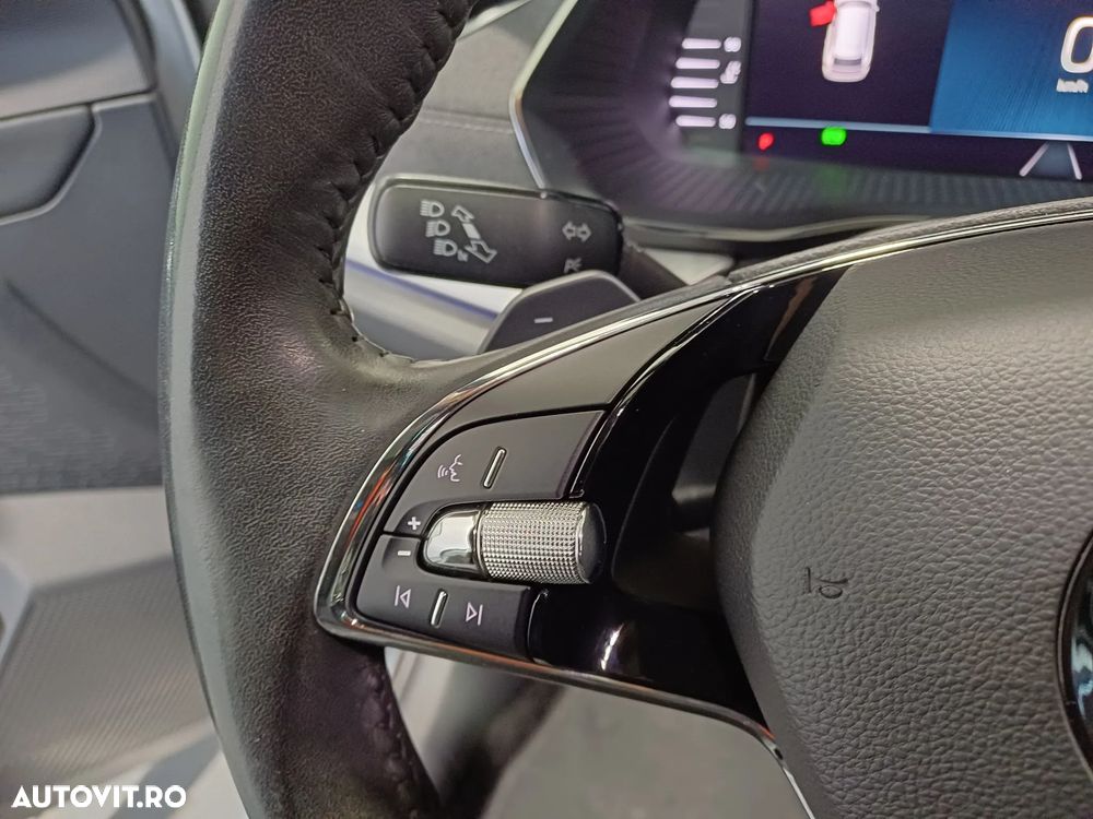 Skoda Octavia 2.0 TDI DSG Style - 13