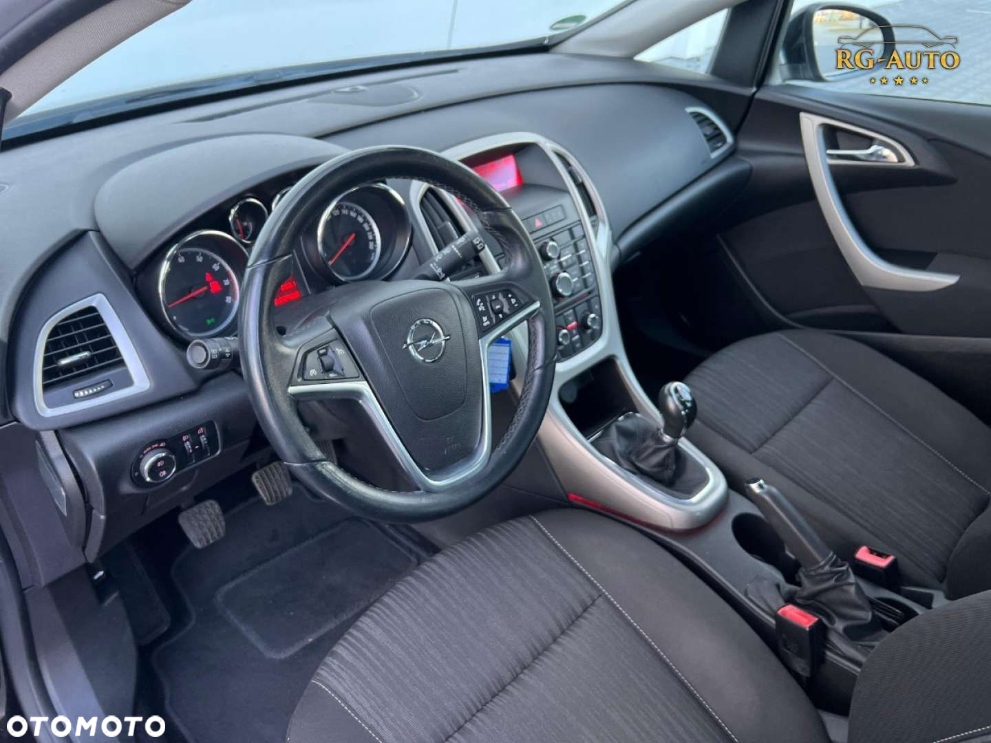 Opel Astra - 32