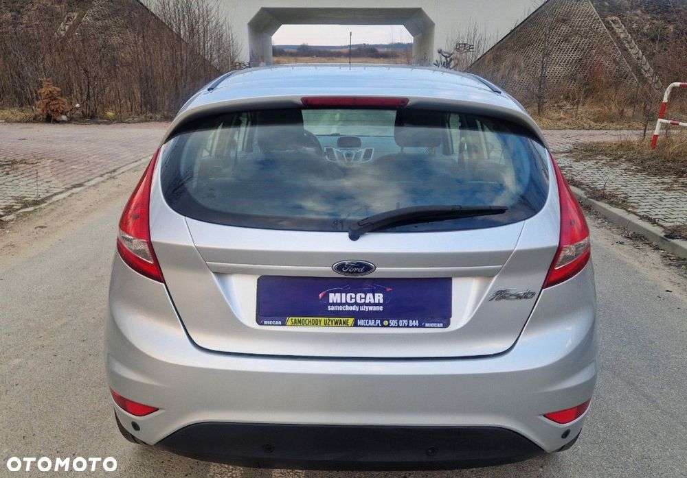 Ford Fiesta - 7