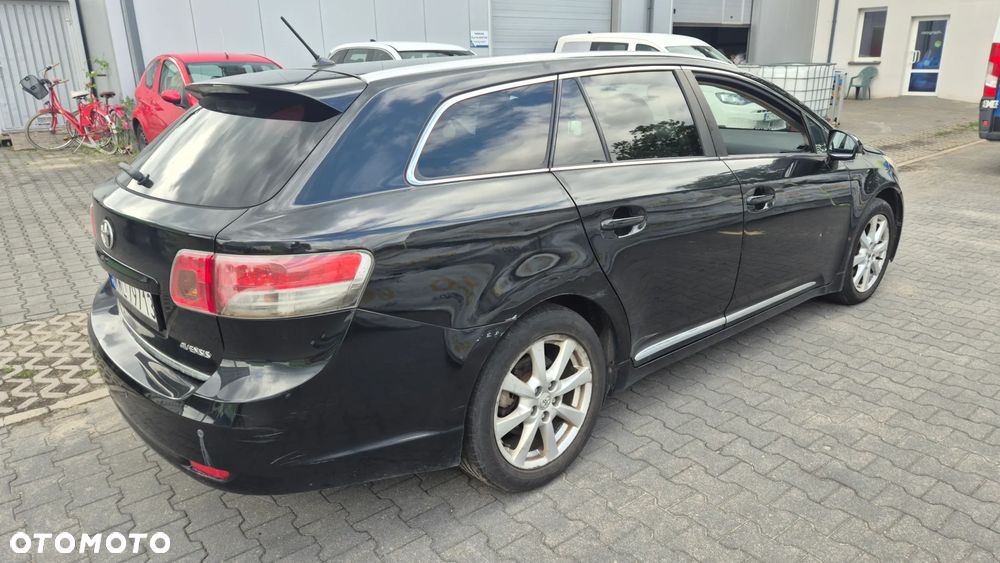Toyota Avensis - 3