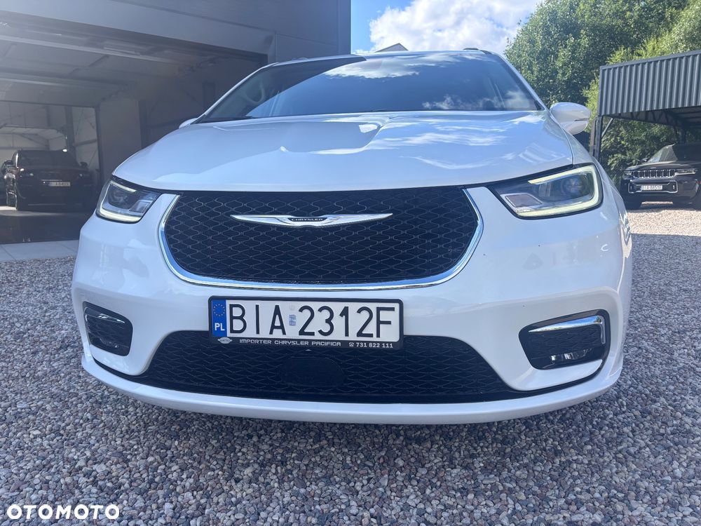 Chrysler Pacifica - 9
