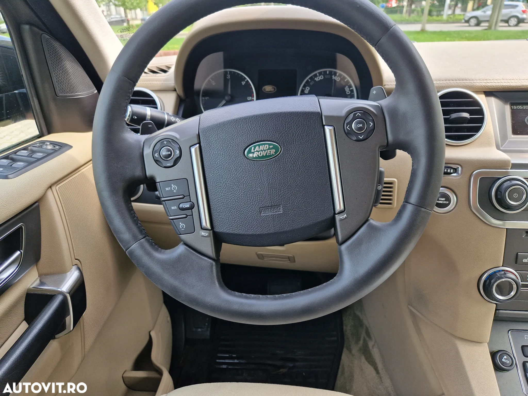 Land Rover Discovery 4 3.0 L SDV6 SE Aut. - 8