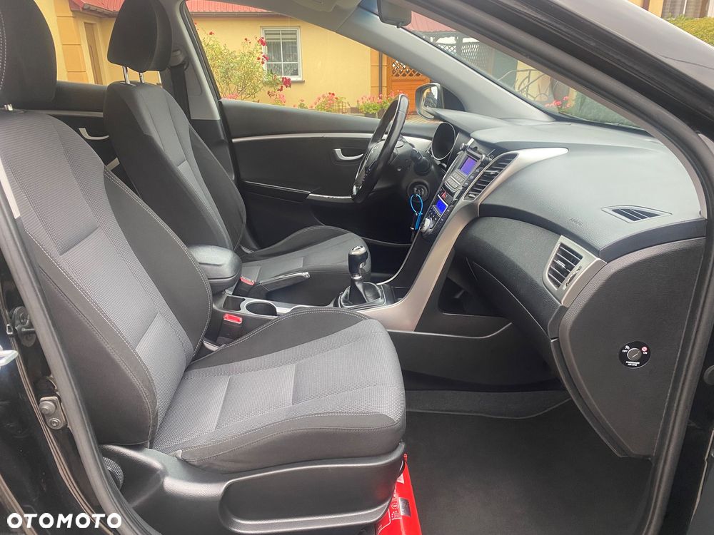 Hyundai i30 1.6 CRDi BlueDrive Premium - 21