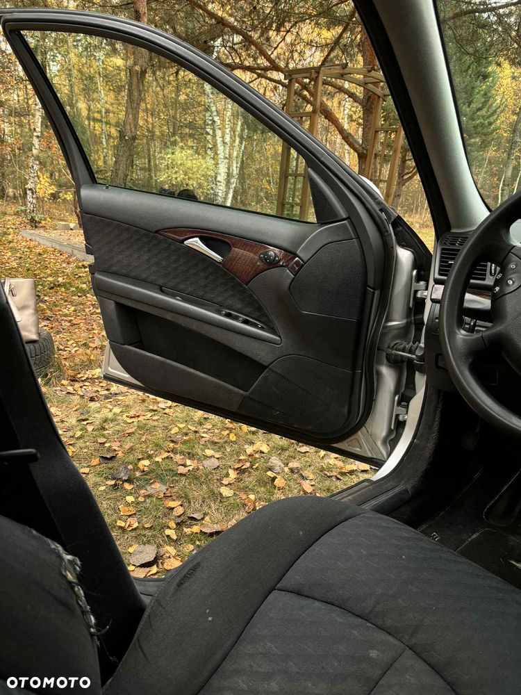 Mercedes-Benz Klasa E - 7