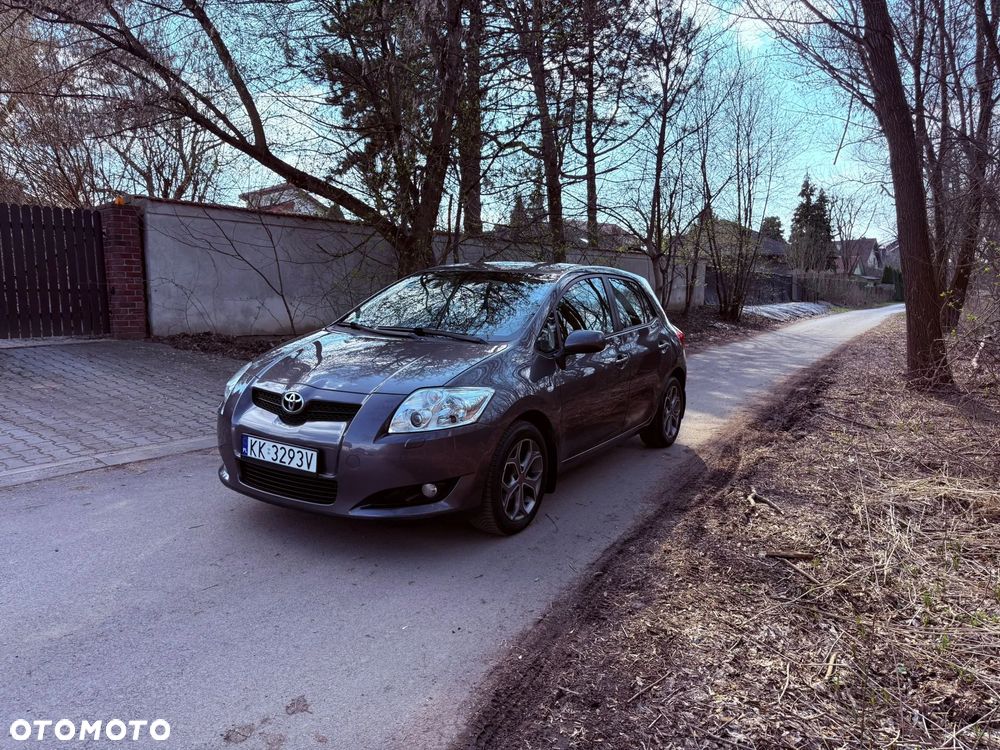 Toyota Auris 1.6 VVT-i Prestige Start - 1