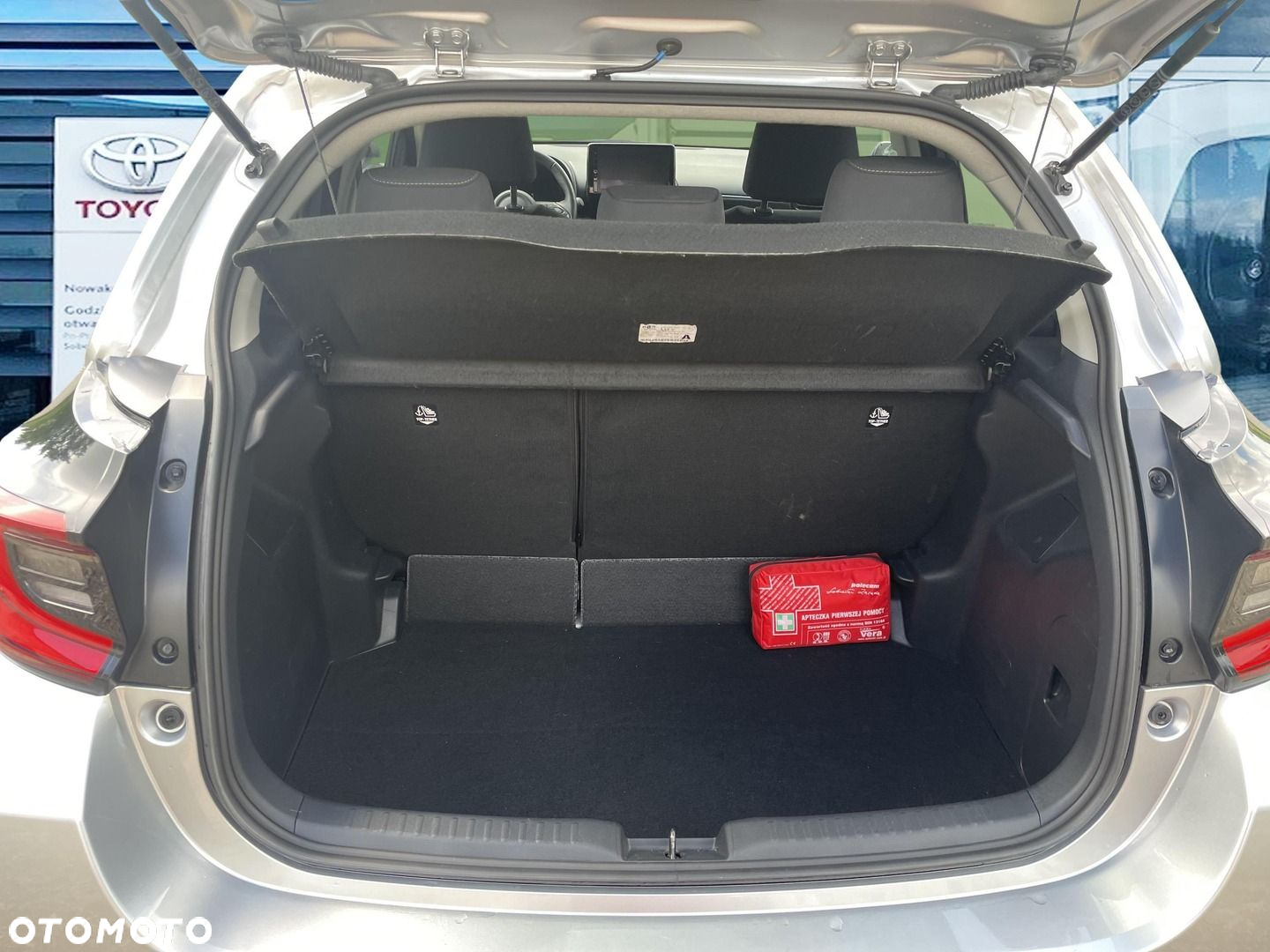 Toyota Yaris - 11