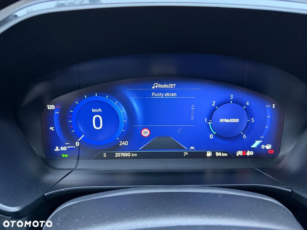 Ford Kuga 2.0 EcoBlue Hybrid ST-LINE - 30