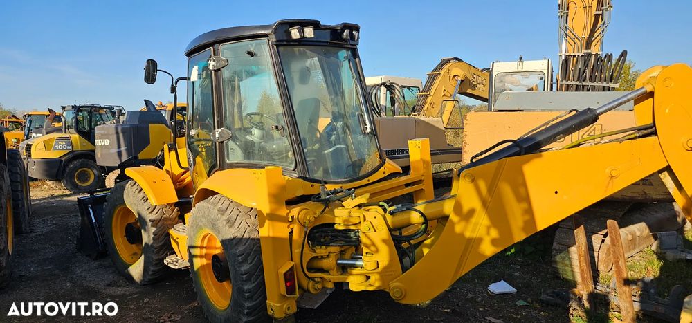 JCB 4CX Buldoexcavator - 5