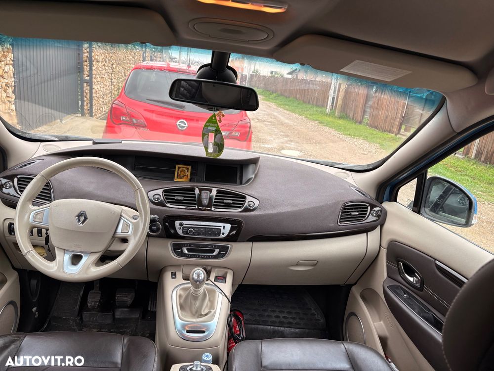 Renault Scenic - 3