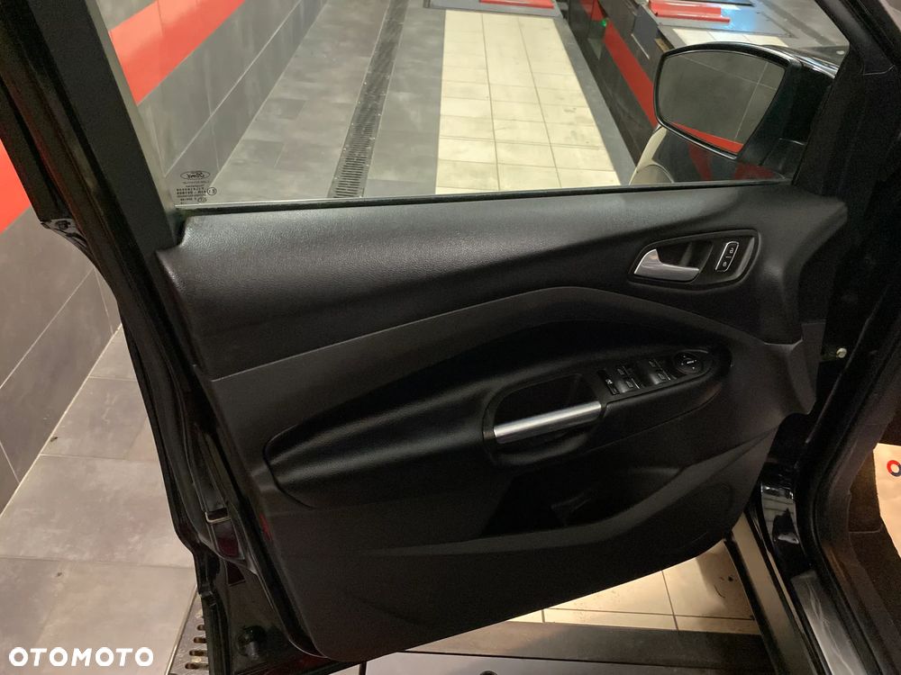 Ford Kuga 2.0 TDCi 4x4 Individual - 14