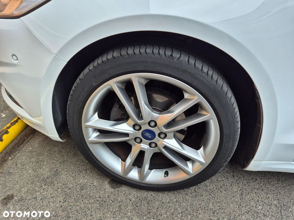 Ford Mondeo - 16