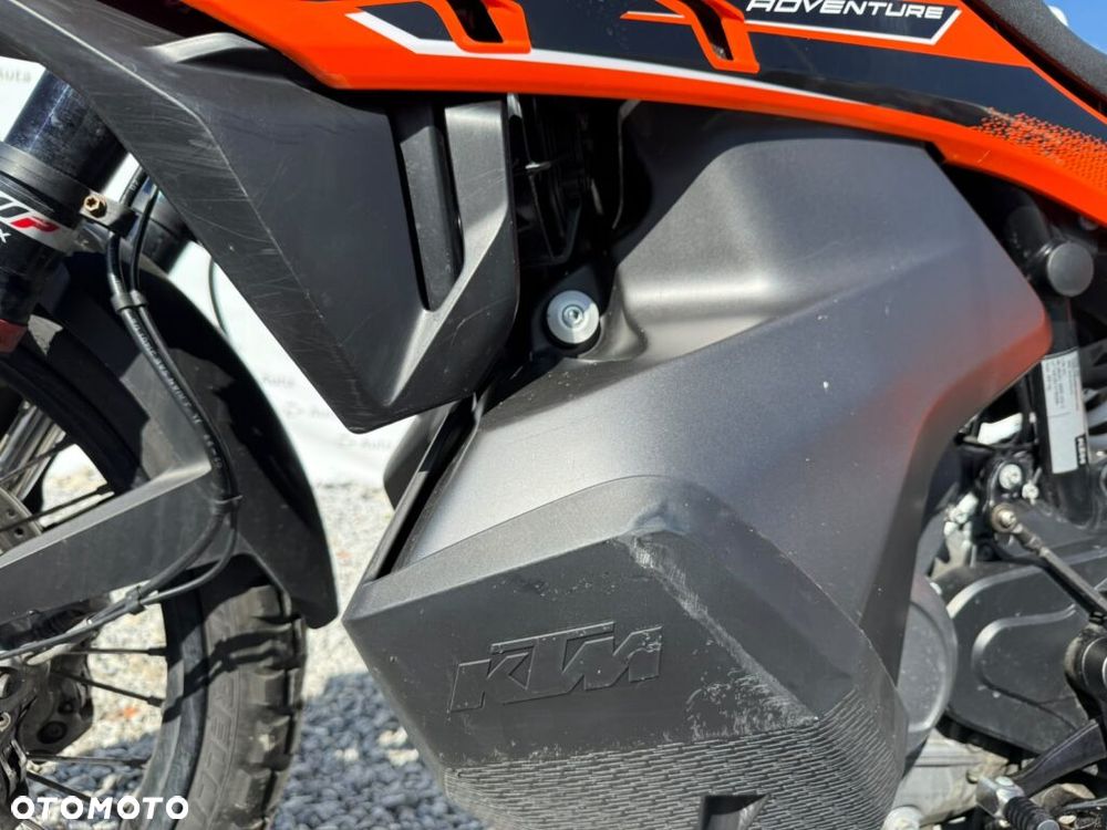 KTM Adventure 890 - 16