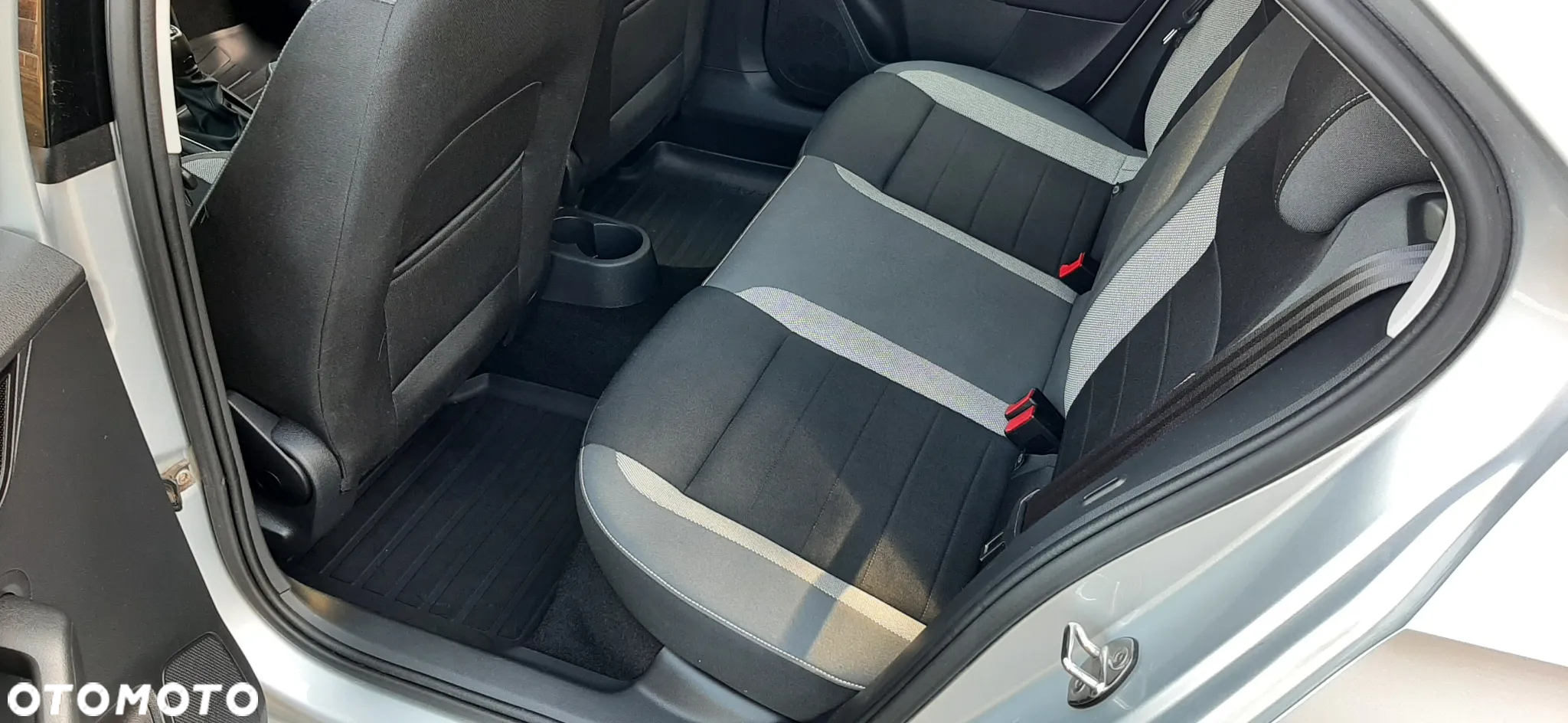 Skoda RAPID 1.0 TSI Ambition - 13