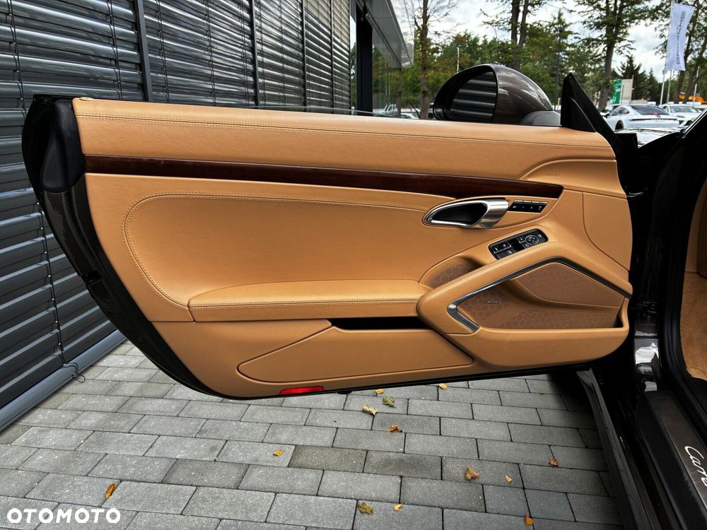 Porsche 911 - 18