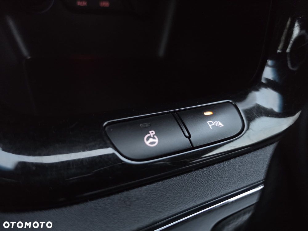 Kia Ceed 1.6 GDI DCT Platinum Edition - 19