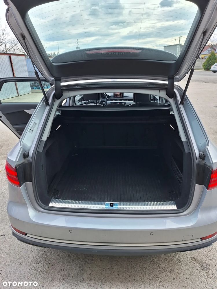 Audi A4 Avant 2.0 TDI Quattro S tronic - 10