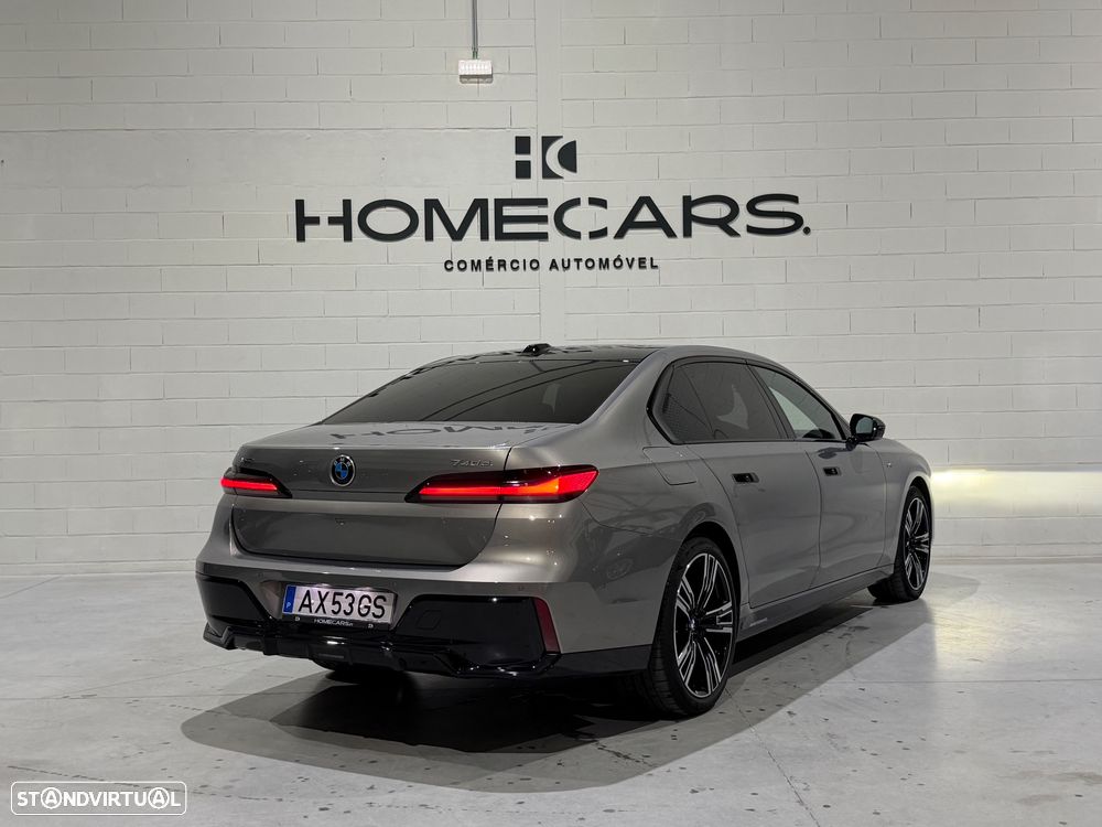 BMW 740 d xDrive Pack Desportivo M Pro - 4