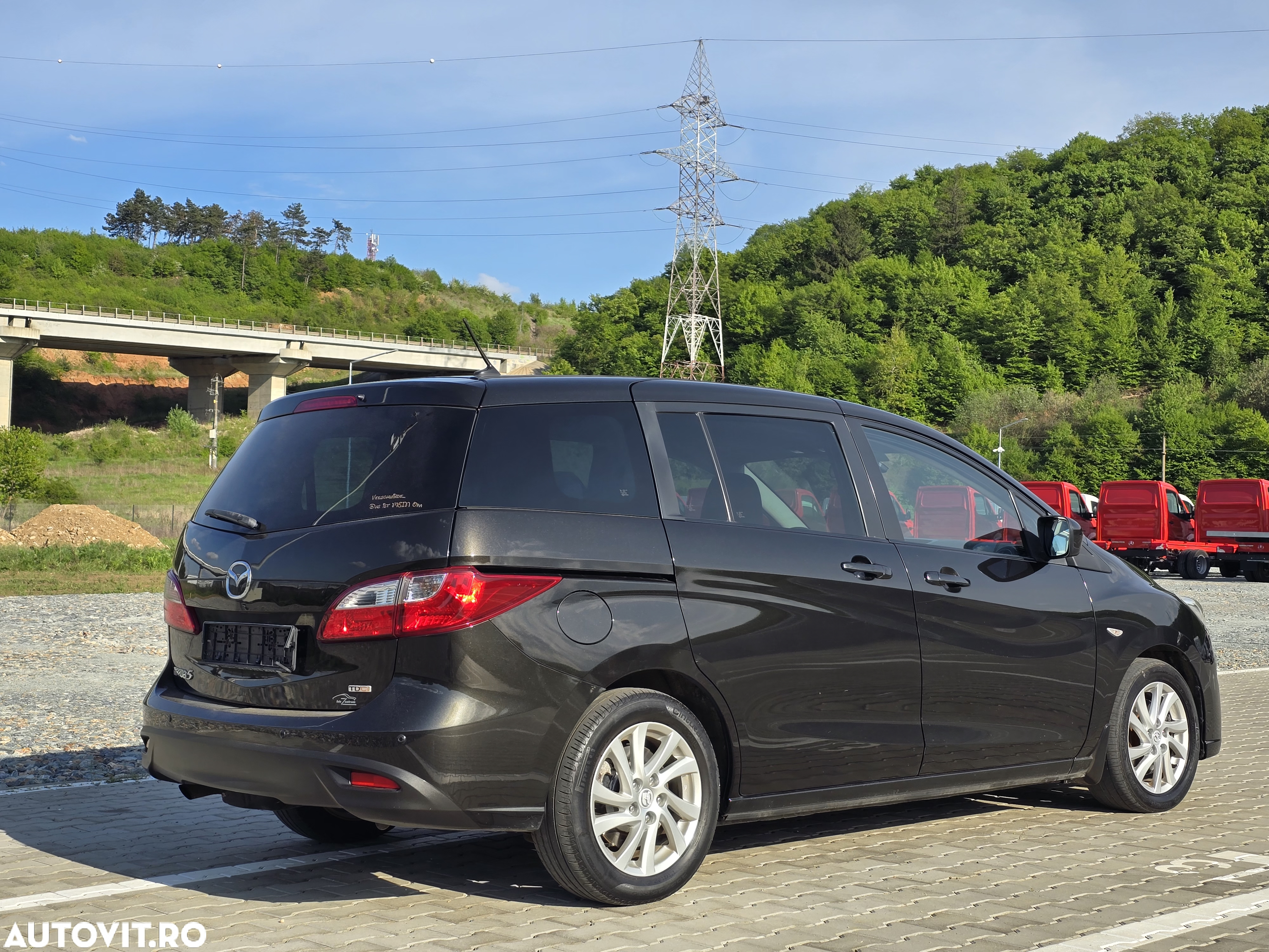 Mazda 5 - 11