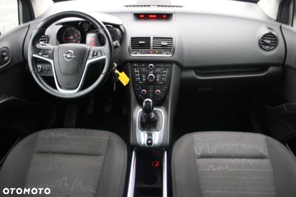 Opel Meriva - 23