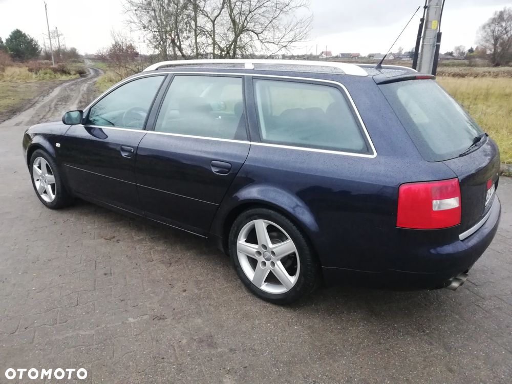 Audi A6 Avant 2.4 - 6