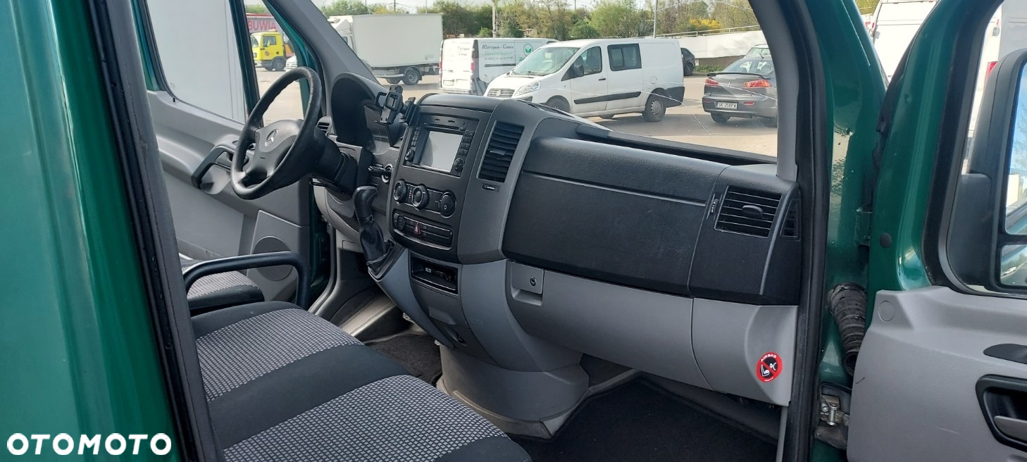 Mercedes-Benz Sprinter - 5