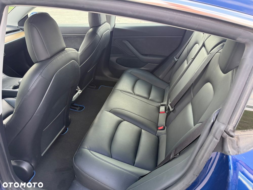 Tesla Model 3 Standard Range Plus - 26