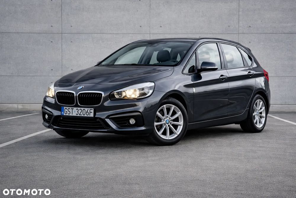 BMW Seria 2 218i - 3