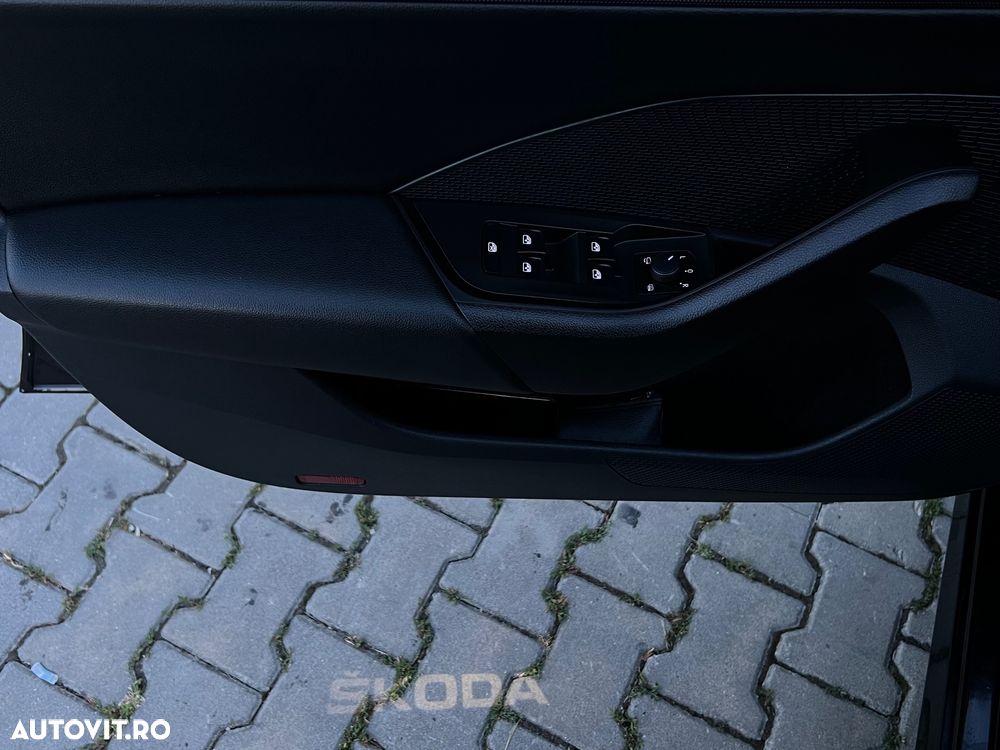 Skoda Octavia 2.0 TDI DSG Exclusive Plus - 29
