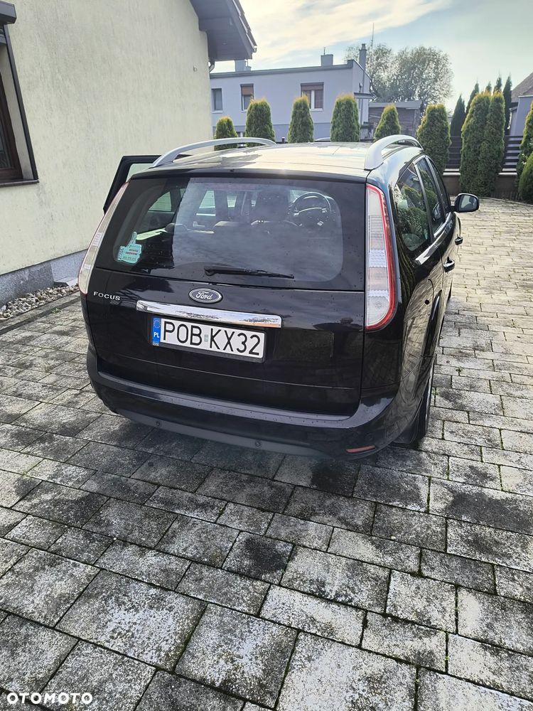 Ford Focus 2008 photo 3