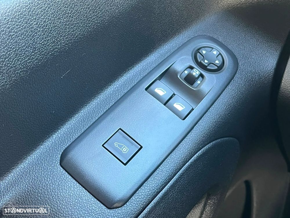 Peugeot Partner Standard 1.5 BlueHDi 130cv EAT8 (caixa automática) - 10