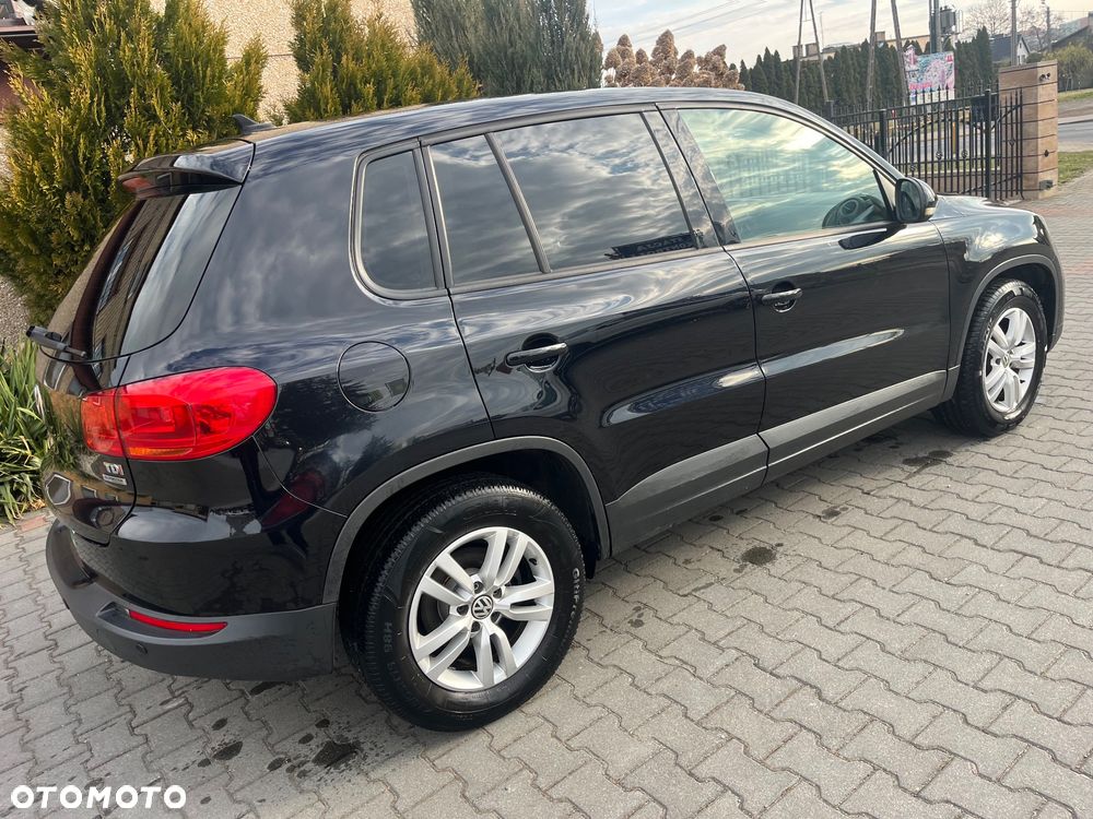 Volkswagen Tiguan 2.0 TDI DPF BlueMotion Technology Exclusive - 18