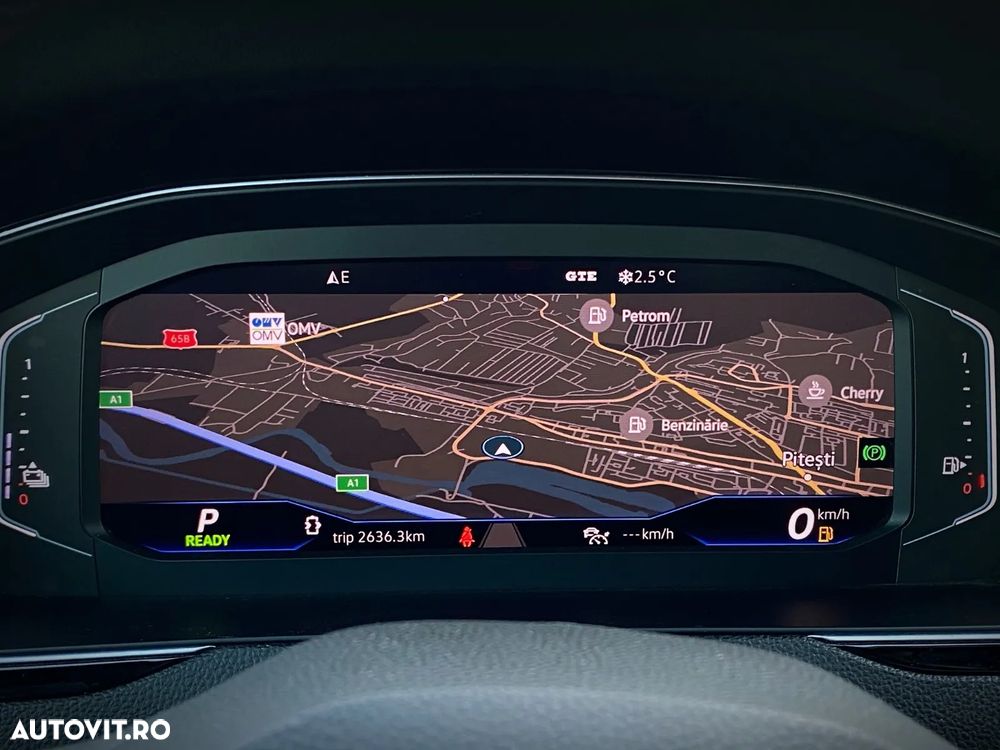 Volkswagen Passat - 32