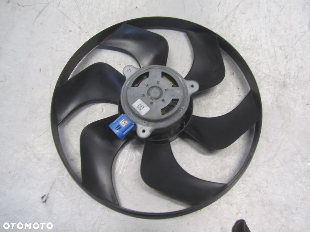 Wentylator Renault Trafic-Vivaro 16 DCI 2014- - 2