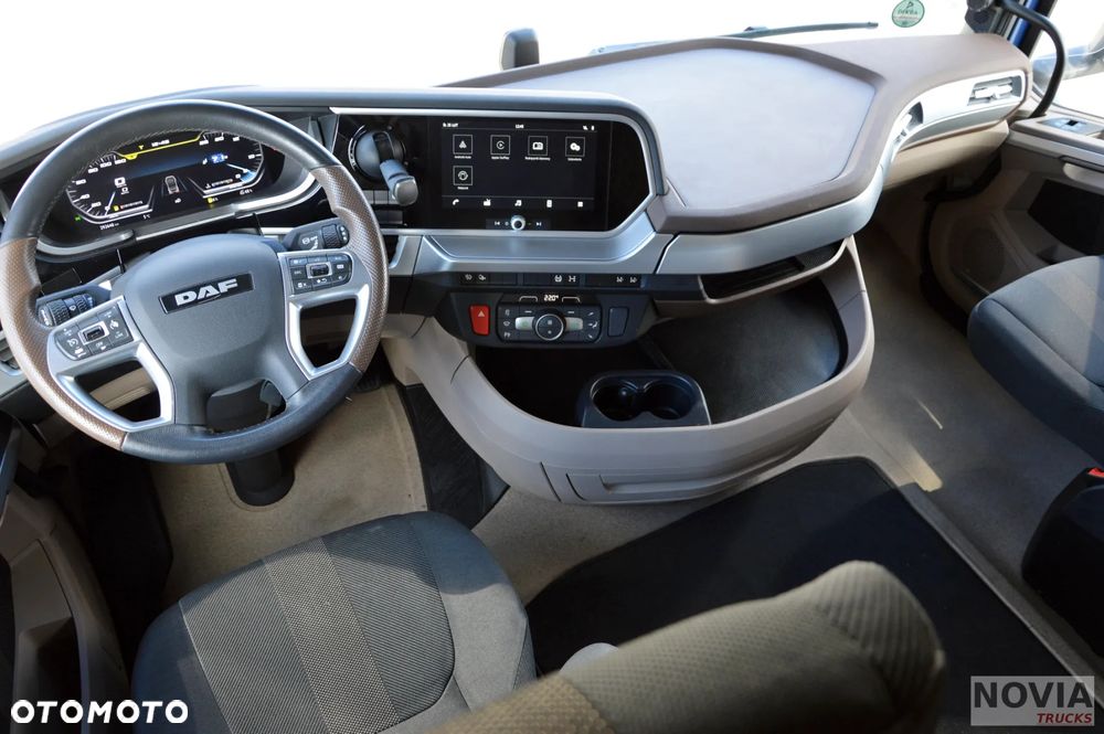 DAF XG+ 530 / ZF INTARDER / KLIMA POST. / MIĘDZYOSIE / FULL LED / ALUFELGI / - 31