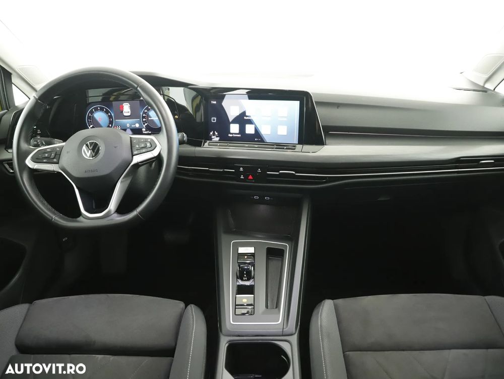 Volkswagen Golf 1.5 eTSI ACT DSG MHEV Style - 12