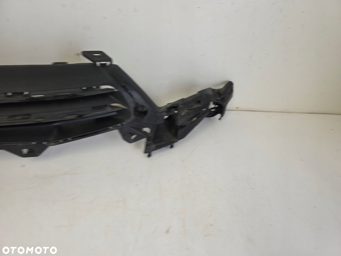 Grill atrapa zderzaka przód CITROEN C4 II 10- - 6