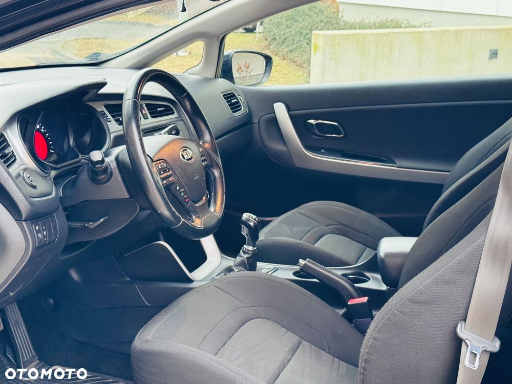 Kia Ceed 1.6 CRDi L - 21