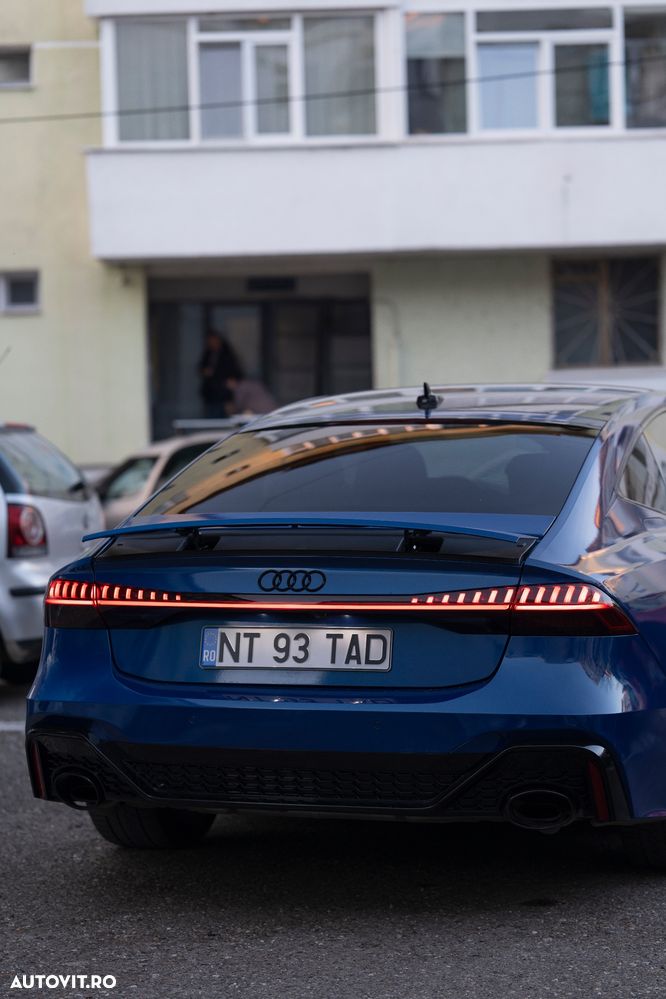 Audi A7 Sportback - 11