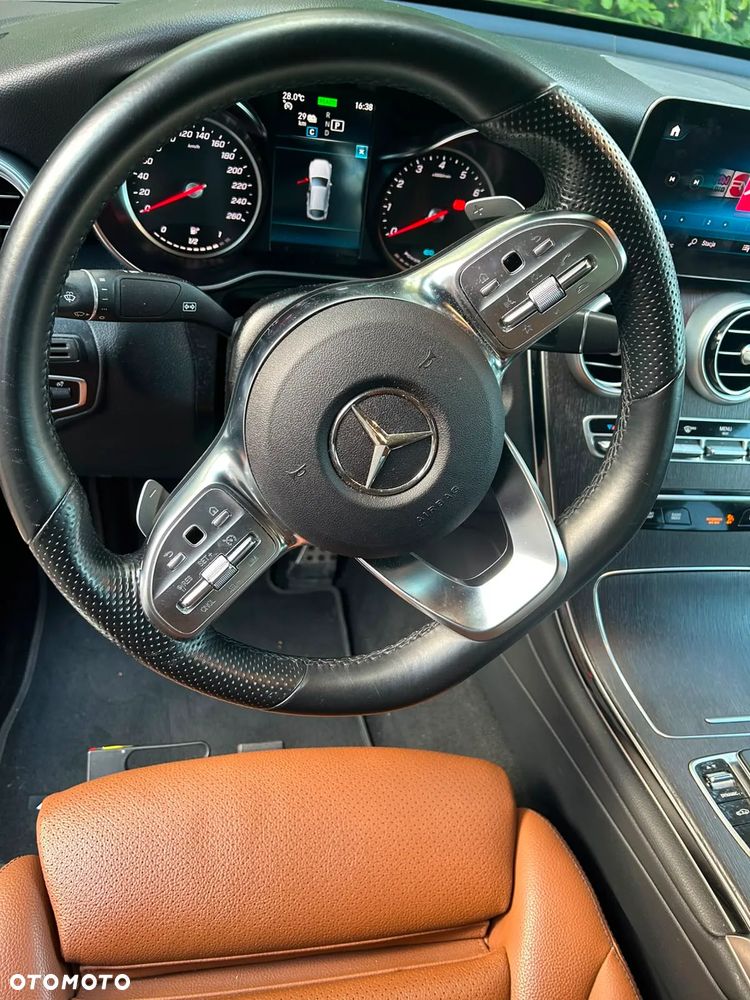 Mercedes-Benz GLC - 11