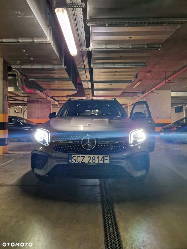 Mercedes-Benz GLB 250 4-Matic AMG Line 8G-DCT - 27