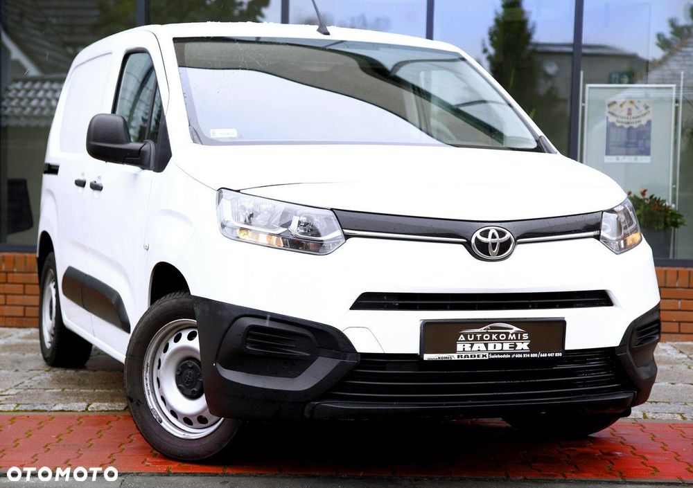 Toyota Proace City - 16