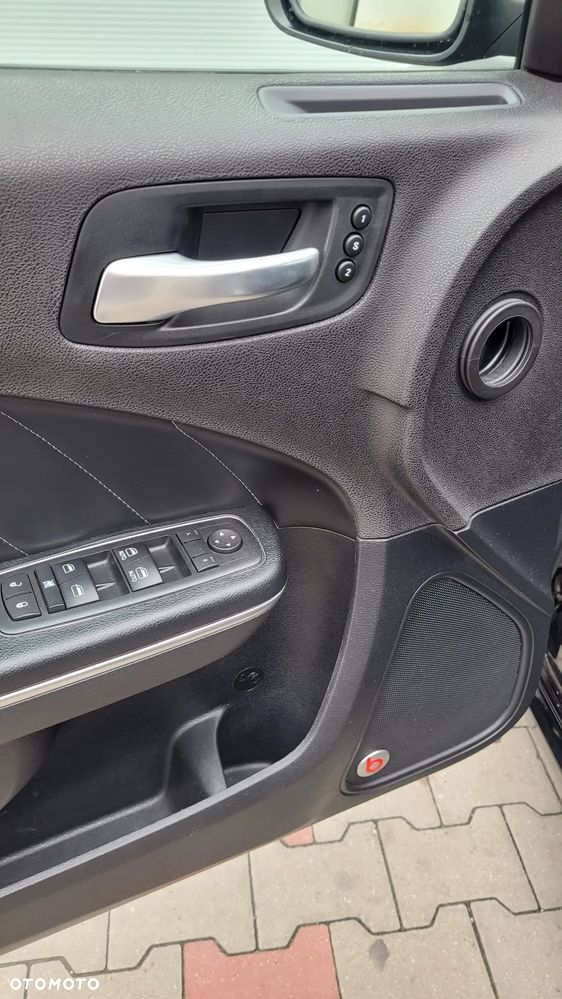 Dodge Charger 3.6 GT - 18