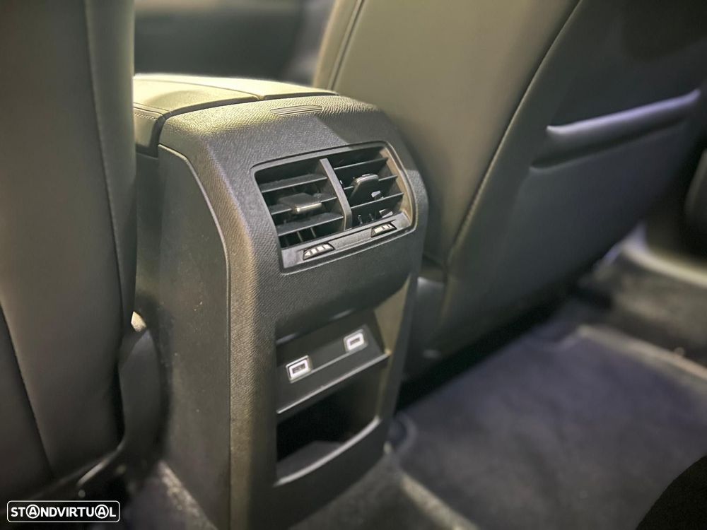 Citroën C5 X 1.6 Hybrid Shine Pack e-EAT8 - 14