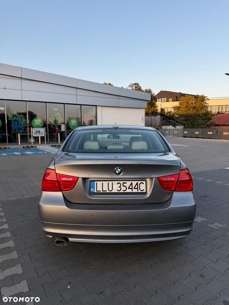 BMW Seria 3 318d DPF Edition Exclusive - 5