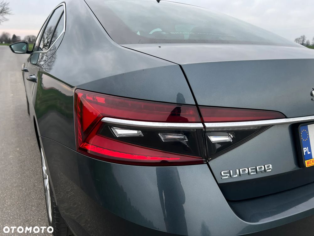 Skoda Superb 2.0 TDI SCR Ambition DSG - 10
