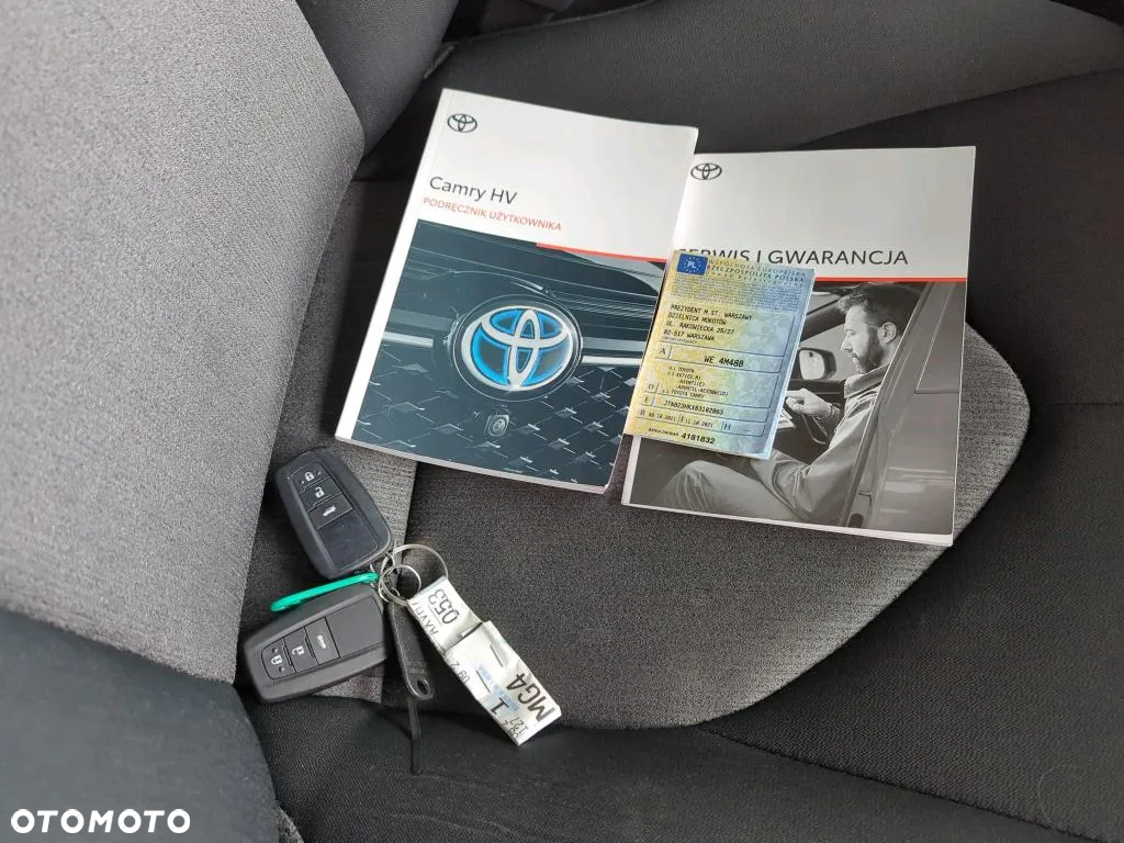 Toyota Camry 2.5 Hybrid Comfort CVT - 8